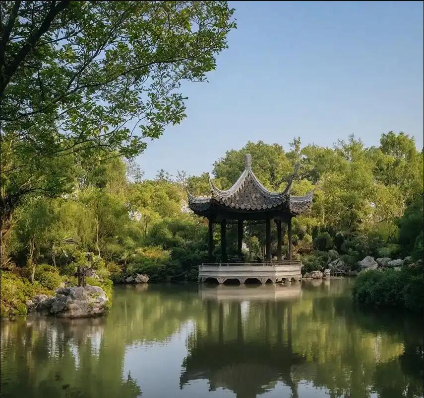 芙蓉区入眠土建有限公司